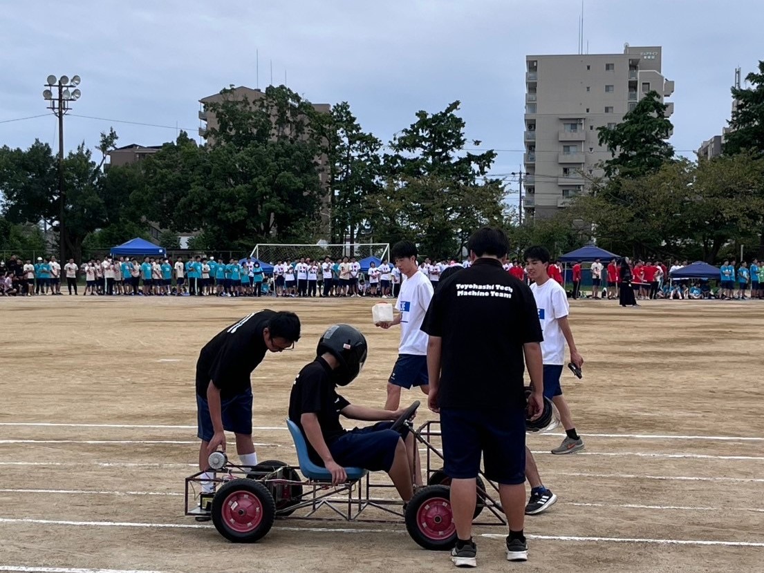 甲子園桃太郎  豊橋工業高校 高等部作業製品 校外販売を行いました – 豊橋聾学校